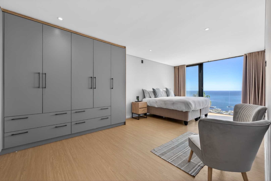 7 Bedroom Property for Sale in Camps Bay Western Cape